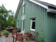 gruenes Holzhaus